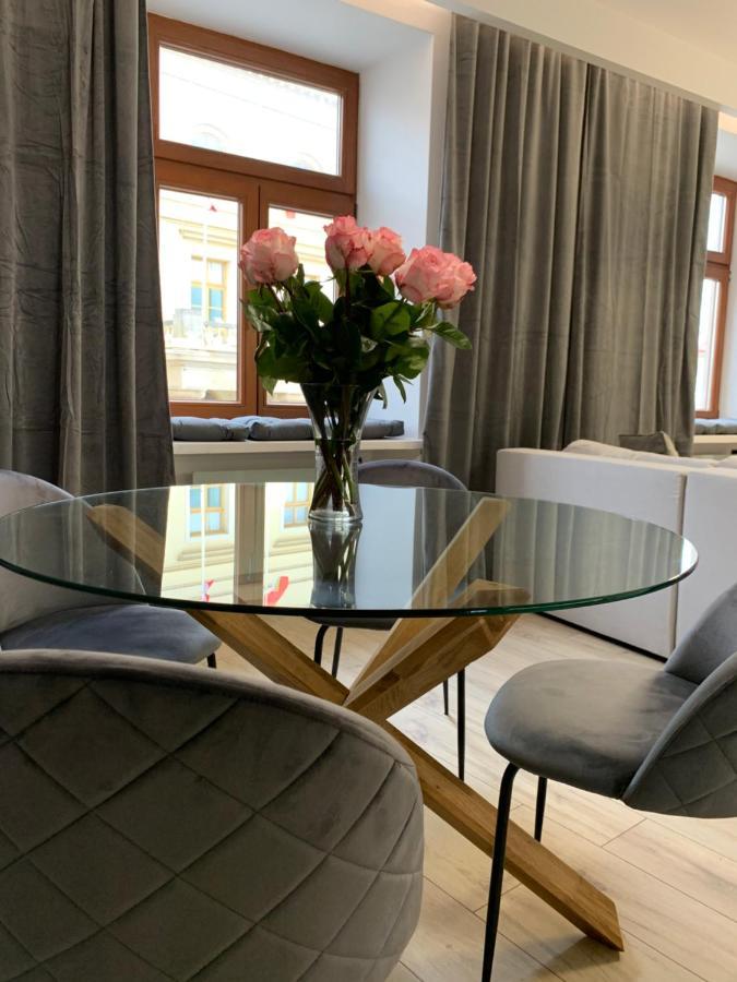 Allure Premium Apartment Люблін Екстер'єр фото